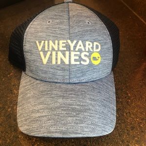 Vineyard Vines hat